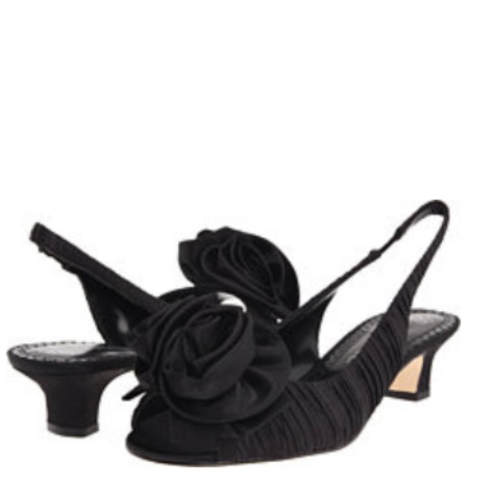 J Renee pleated satin slingbacks! Worn Once!!!